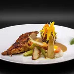 Mercure Domaine De Marlioz & Отель Экс-ле-Бен