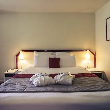 Hotel Mercure Domaine De Marlioz & 4*